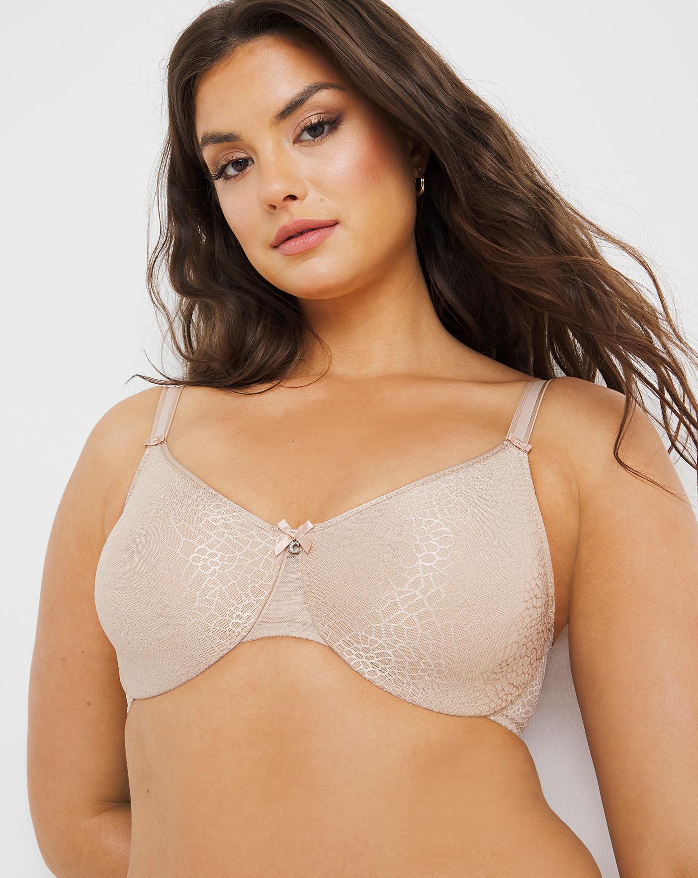  Chantelle C Magnifique Moulded Wired Bra| Beige