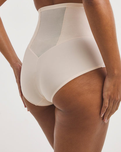  MAGISCULPT Smoothing Firm Control Brief| Blush