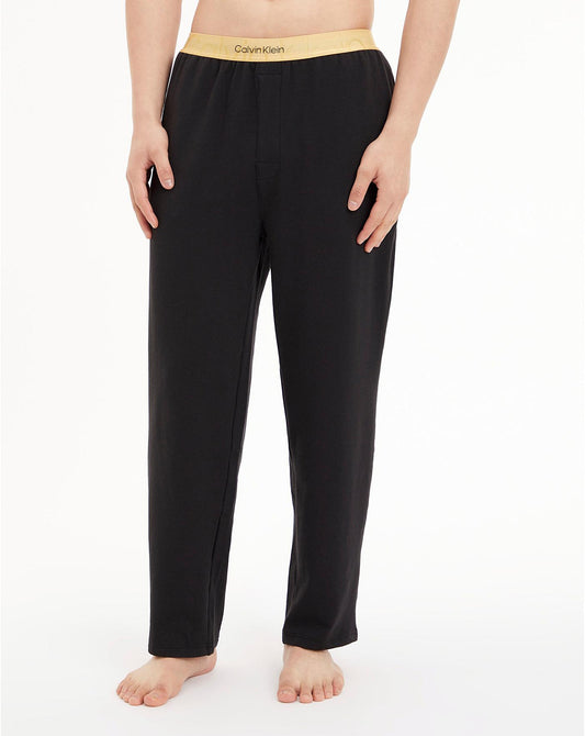  Calvin Klein Embossed Icon Jogger| Black/Gold