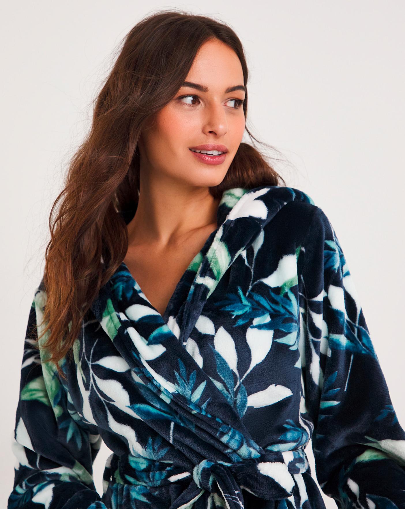  Pretty Secrets Floral Fleece Dressing Gown| Floral Print