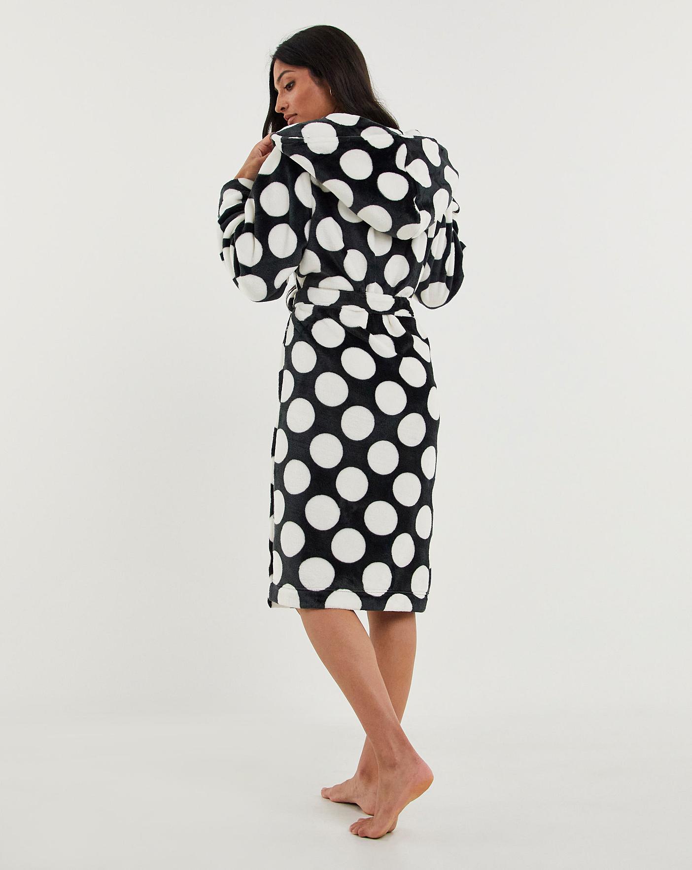  Pretty Secrets Spot Fleece Dressing Gown| Spotted