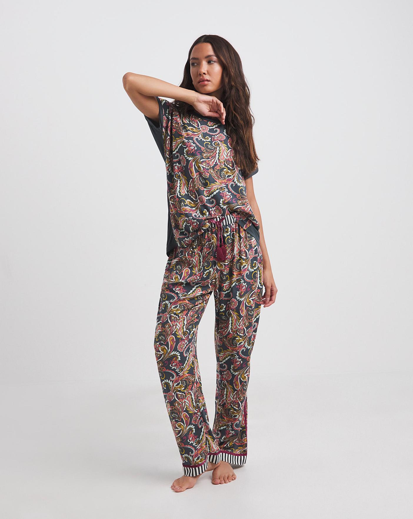  Joe Browns Luxury Woven Navy Print PJ Set| Navy Print