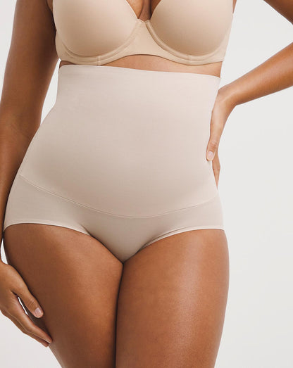  Miraclesuit Comfy Curves Firm Control Hi Waist Brief| Nude
