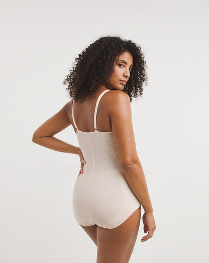  Magisculpt Smoothing Firm Control Body| Blush