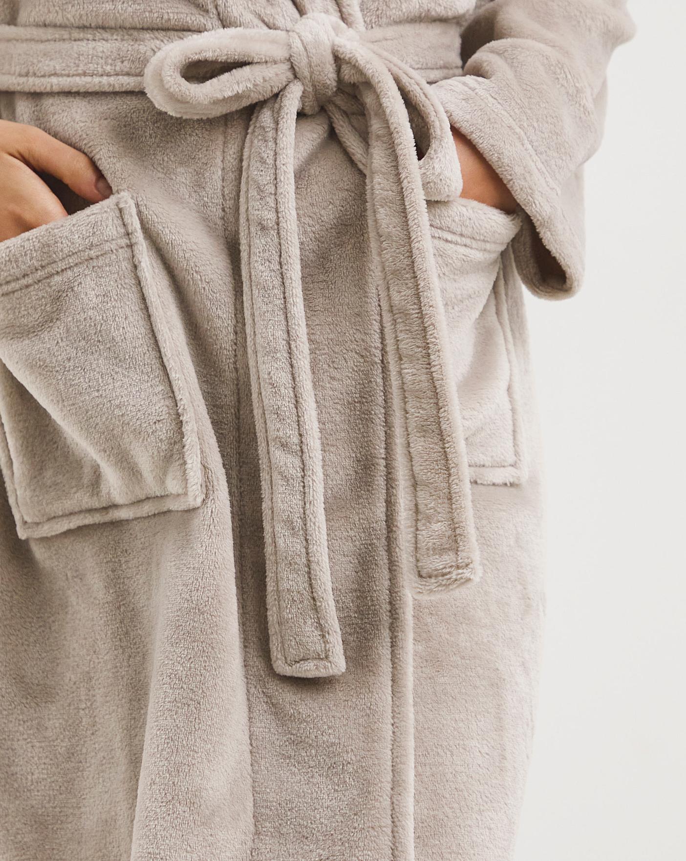  Pretty Secrets Supersoft Dressing Gown| Champagne