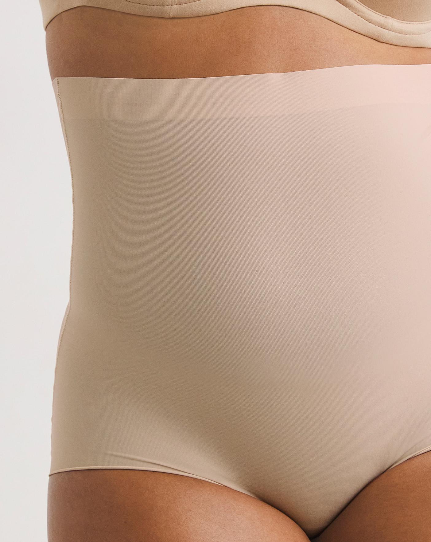  MAGIC Bodyfashion Firm Control Maxi Sexy Hi Brief| Latte