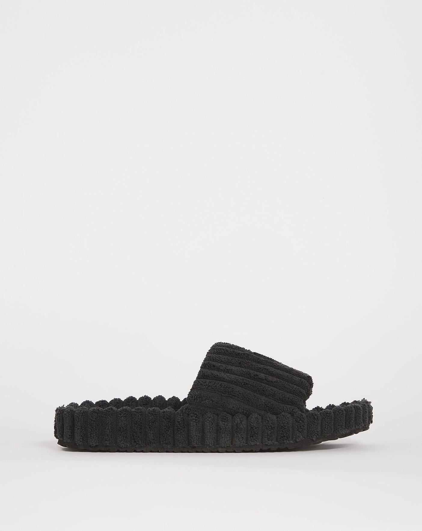 Simply Be Cadiz Ribbed Towelling Slider Slippers Wide Fit| Black