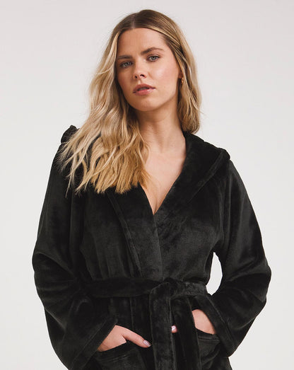  Pretty Secrets Supersoft Dressing Gown| Black